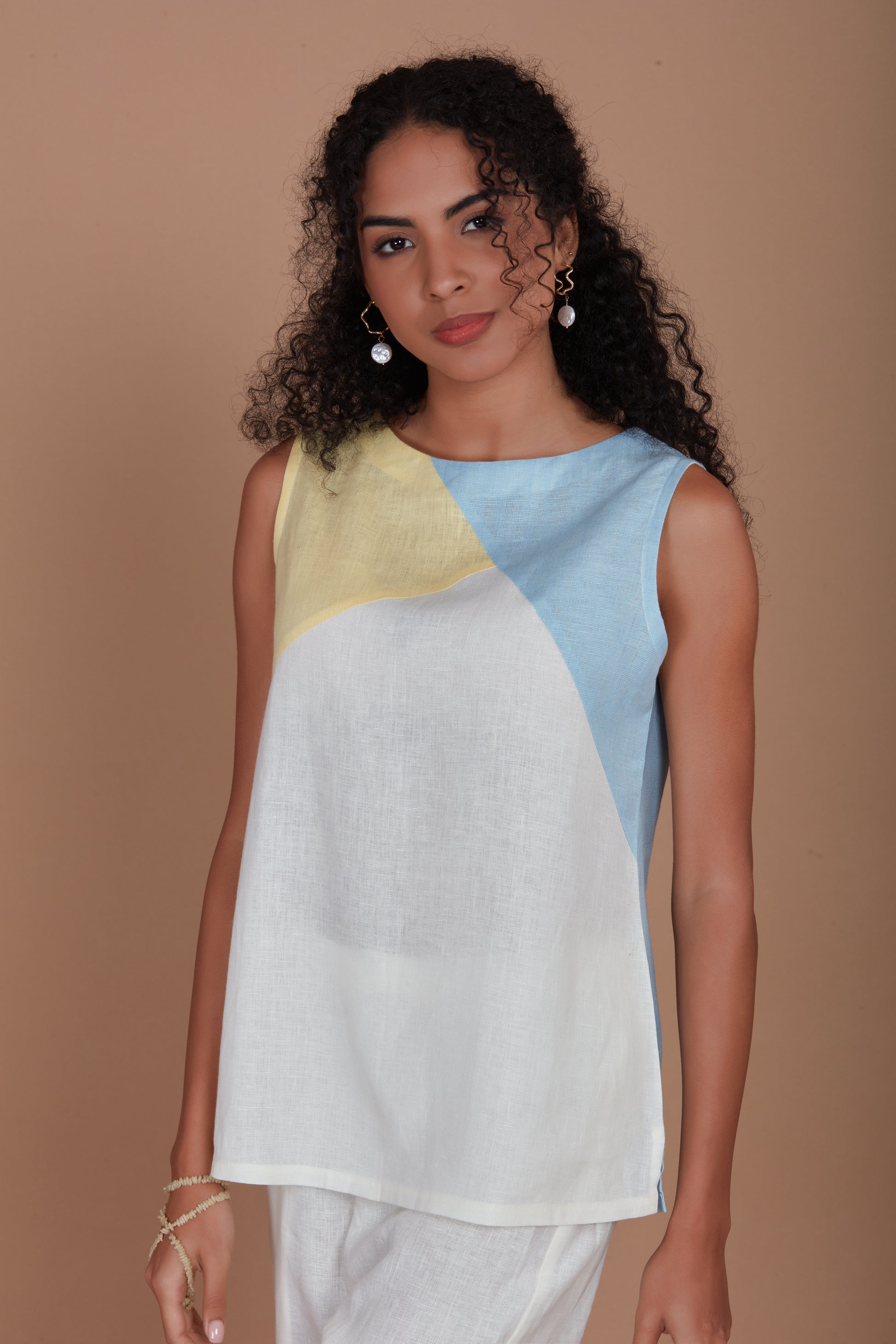 Patterned  linen Top  cream - yellow - blue