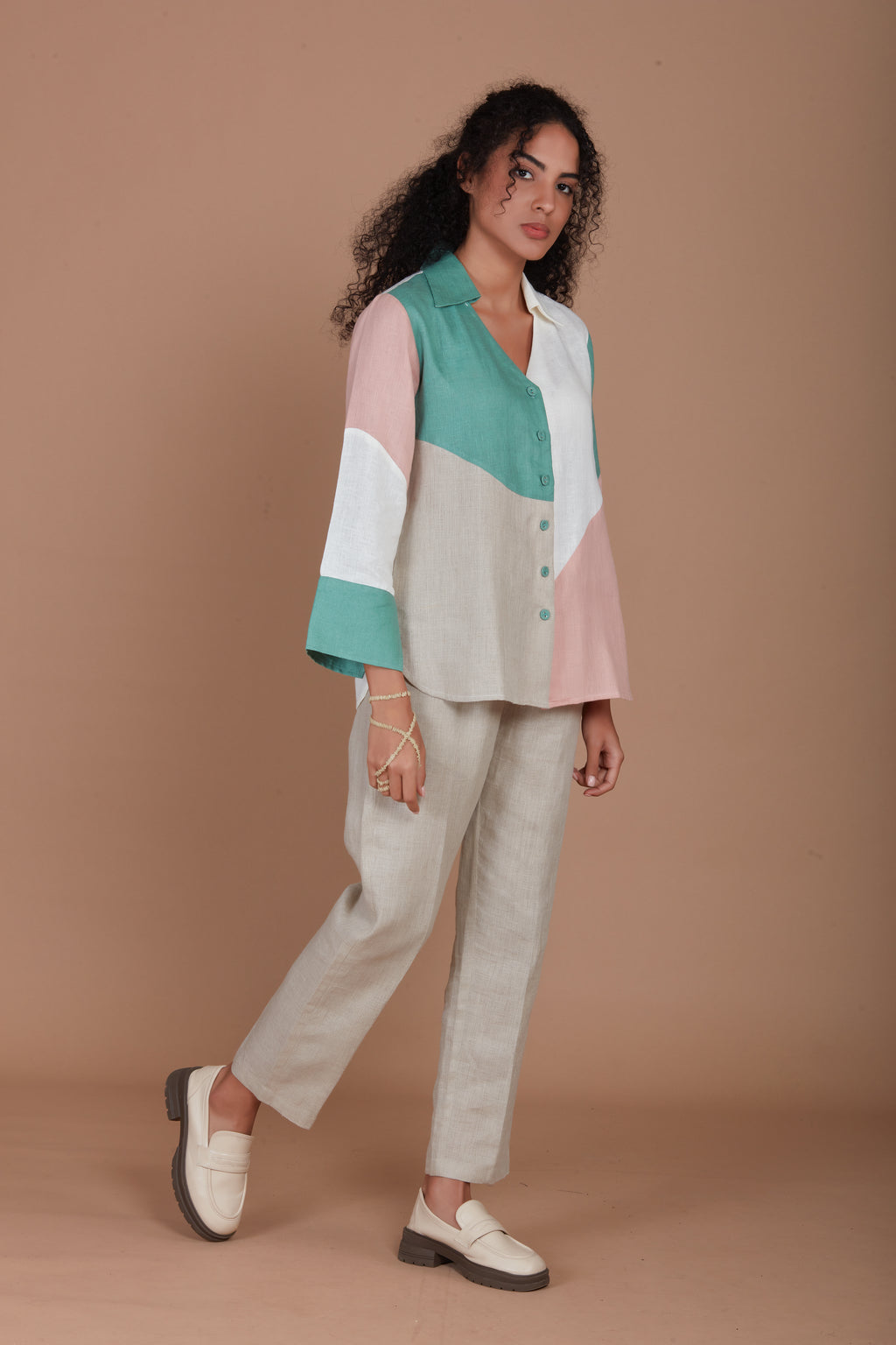 Colour-blocked linen shirt